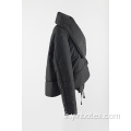 manteau court noir avec grand col